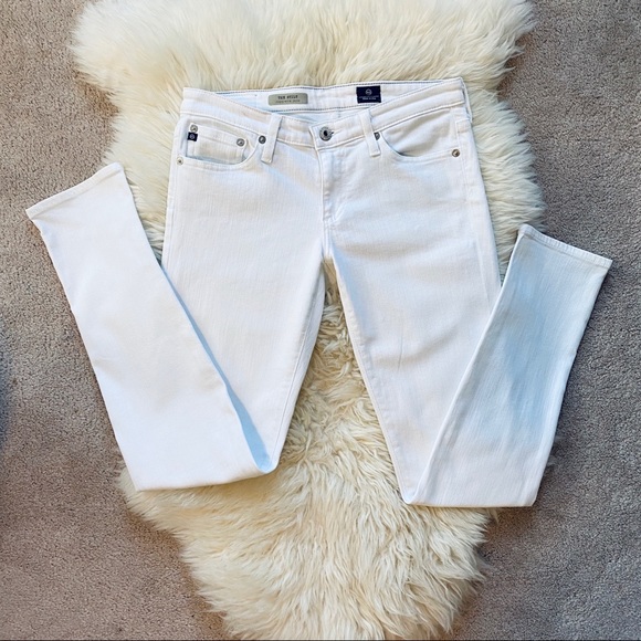 AG The Stilt Cigarette Jeans - Picture 3 of 9